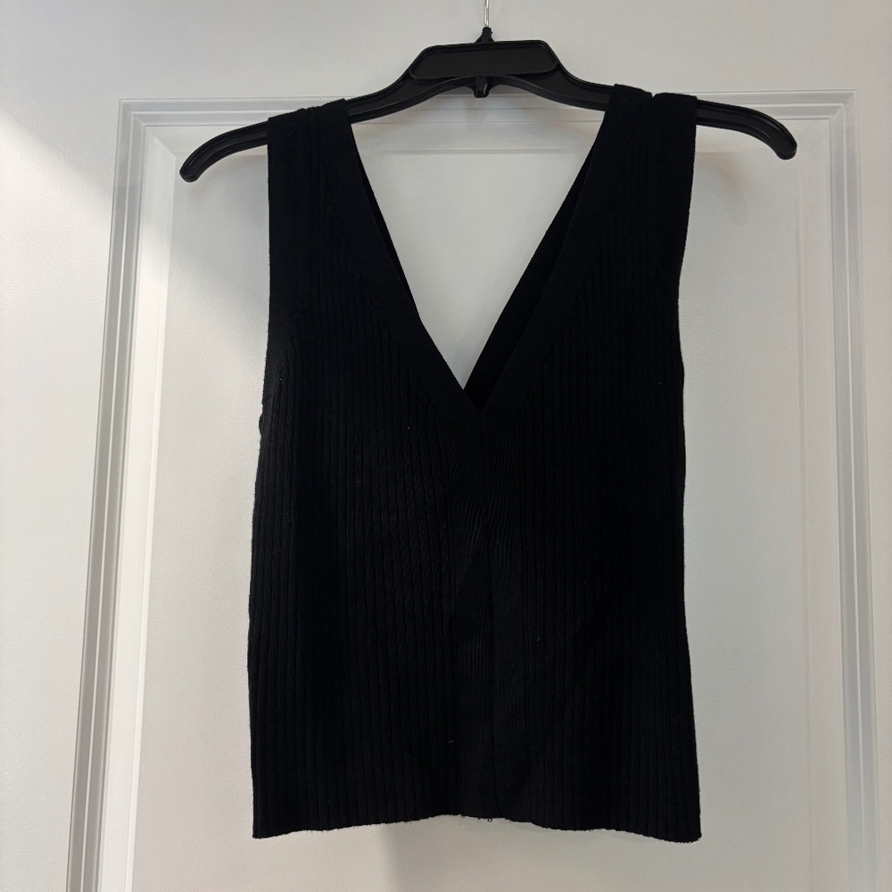 Azoe Black Ribbed Sweater Tank